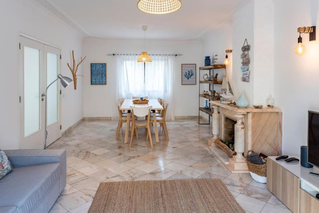 Vita Portucale ! Nook Beach Apartments Costa de Caparica Luaran gambar